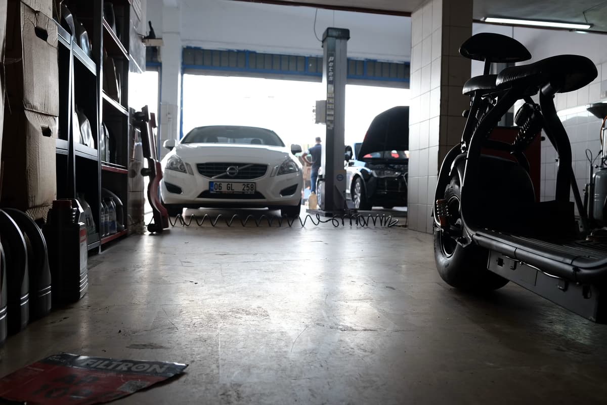 Beta Özel Servis atölye iç görünümü